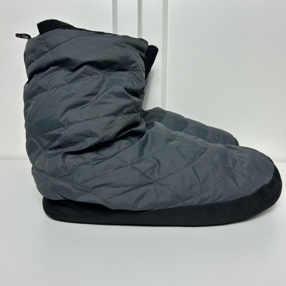 REI grey black insulated slippers